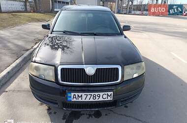 Лифтбек Skoda Superb 2002 в Житомире