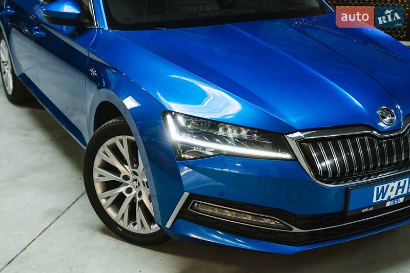 Универсал Skoda Superb 2020 в Луцке