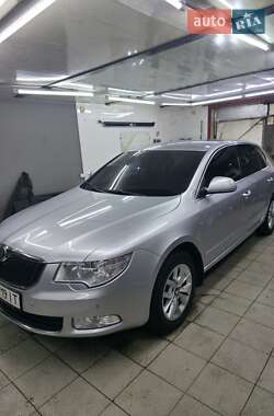 Ліфтбек Skoda Superb 2009 в Первомайську