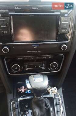 Универсал Skoda Superb 2012 в 