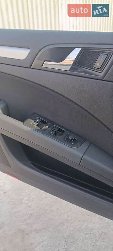 Универсал Skoda Superb 2010 в Барышевке