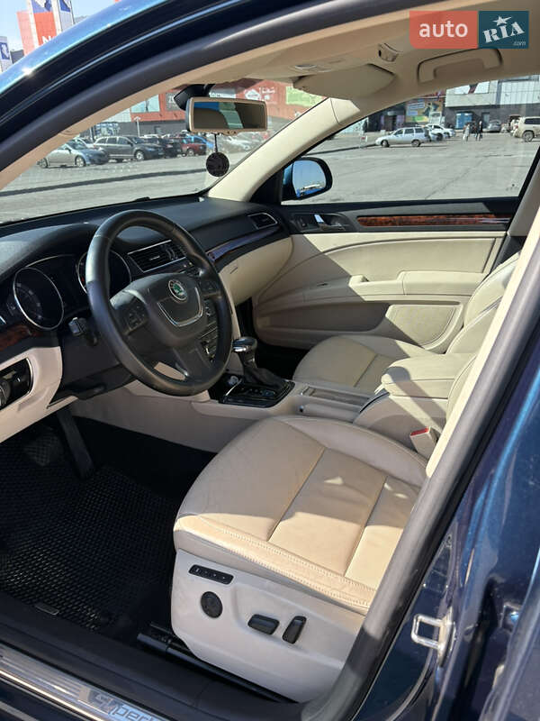 Универсал Skoda Superb 2012 в Харькове