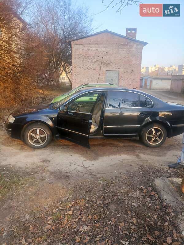 Лифтбек Skoda Superb 2005 в Чернигове