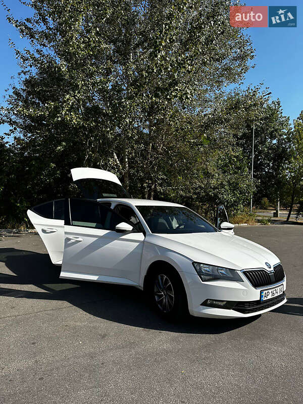 Лифтбек Skoda Superb 2019 в Запорожье