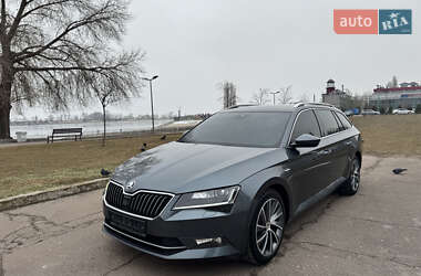 Универсал Skoda Superb 2018 в Черкассах