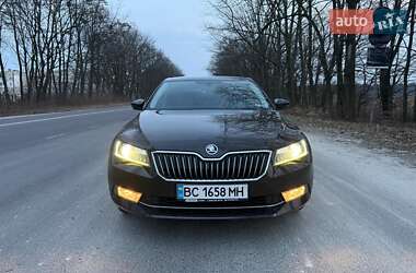 Лифтбек Skoda Superb 2018 в Львове