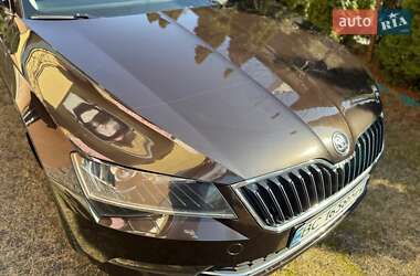 Лифтбек Skoda Superb 2018 в 