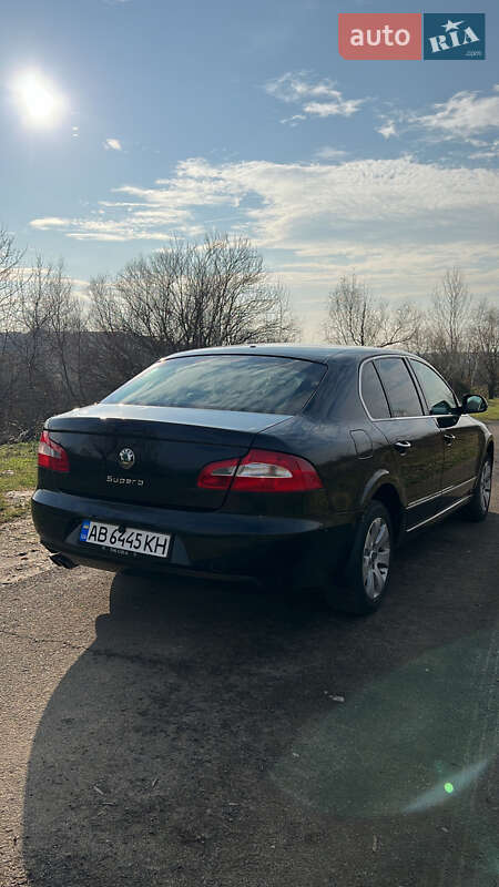 Лифтбек Skoda Superb 2011 в Мукачево