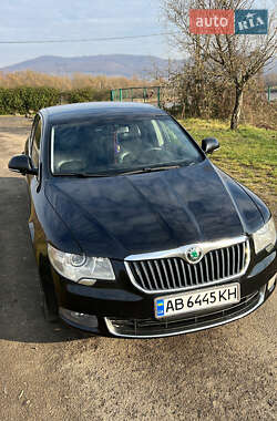 Лифтбек Skoda Superb 2011 в 