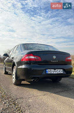 Лифтбек Skoda Superb 2011 в 