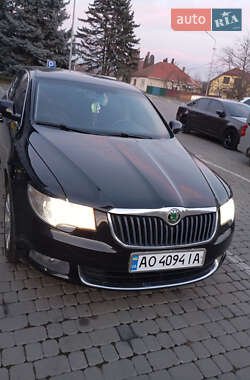 Лифтбек Skoda Superb 2011 в 