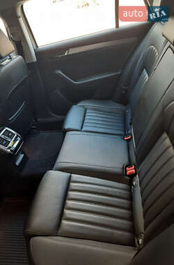 Универсал Skoda Superb 2015 в 