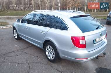 Универсал Skoda Superb 2013 в Николаеве