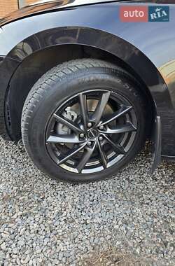 Универсал Skoda Superb 2018 в 