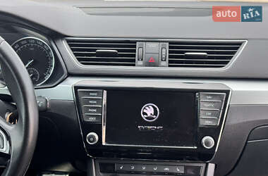 Лифтбек Skoda Superb 2017 в 