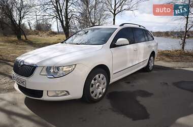 Универсал Skoda Superb 2012 в 