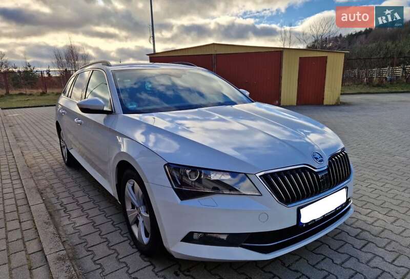 Универсал Skoda Superb 2017 в Львове