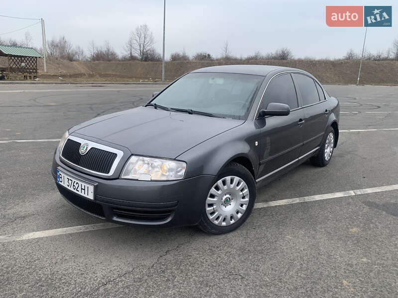 Лифтбек Skoda Superb 2004 в Полтаве