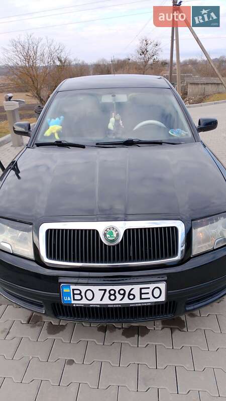 Ліфтбек Skoda Superb 2006 в Шумську