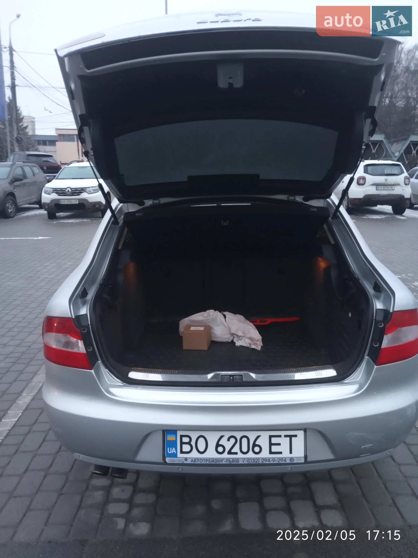 2010 Skoda Superb - мініатюра 14
