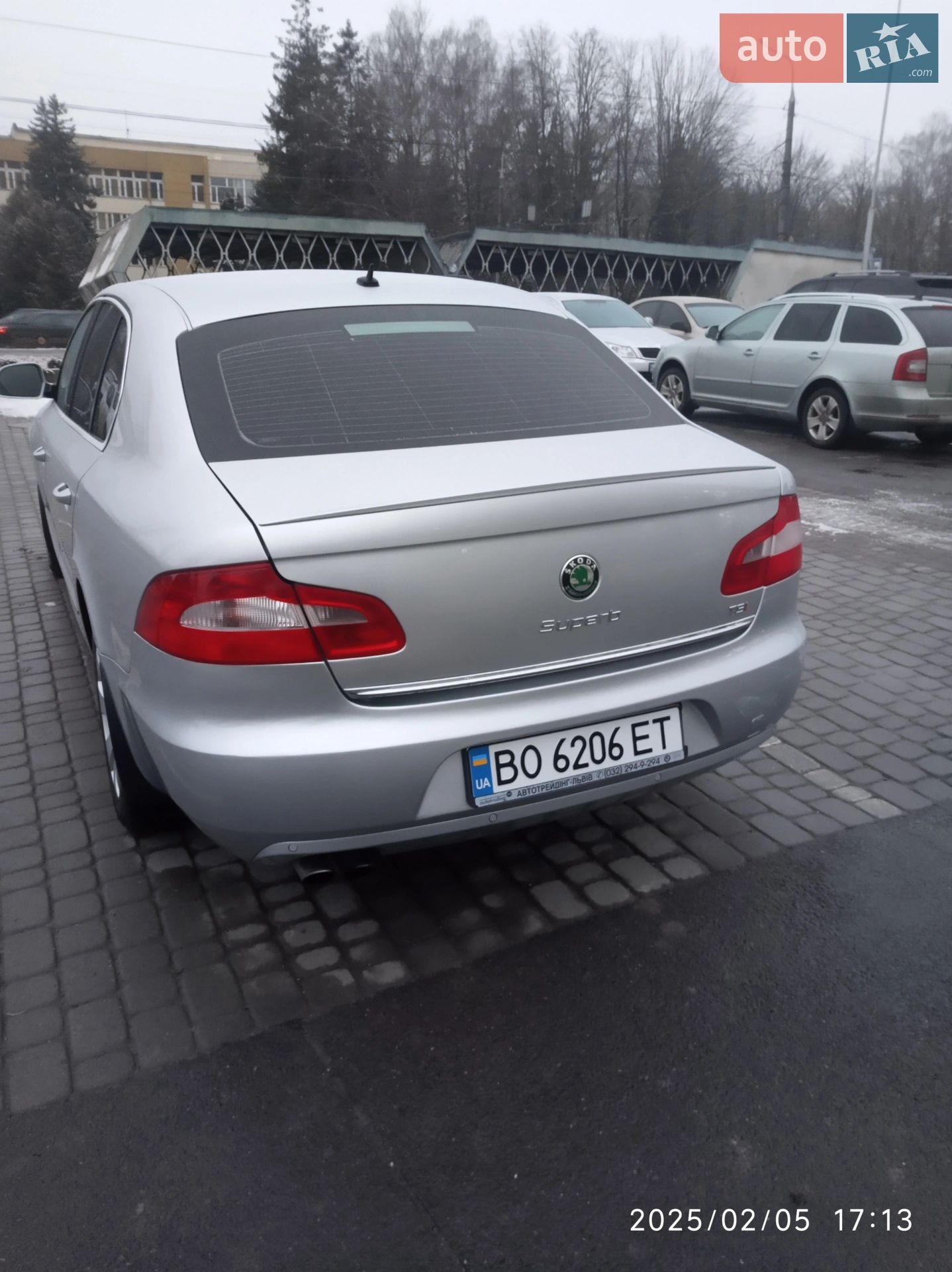 2010 Skoda Superb - мініатюра 18