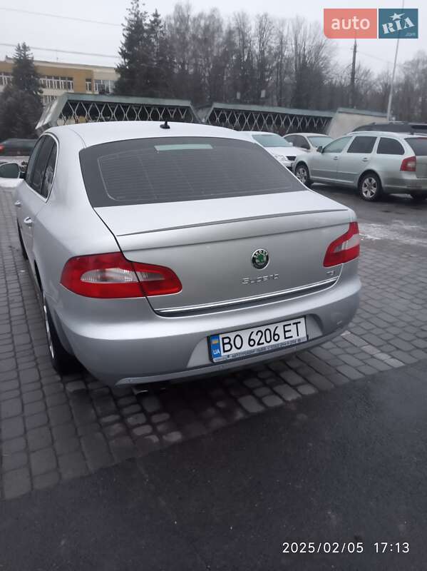 Ліфтбек Skoda Superb 2010 в Тернополі