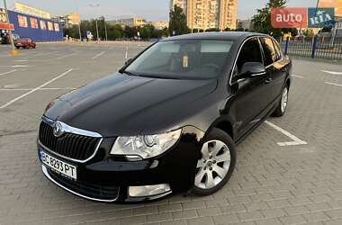 Skoda Superb 2011