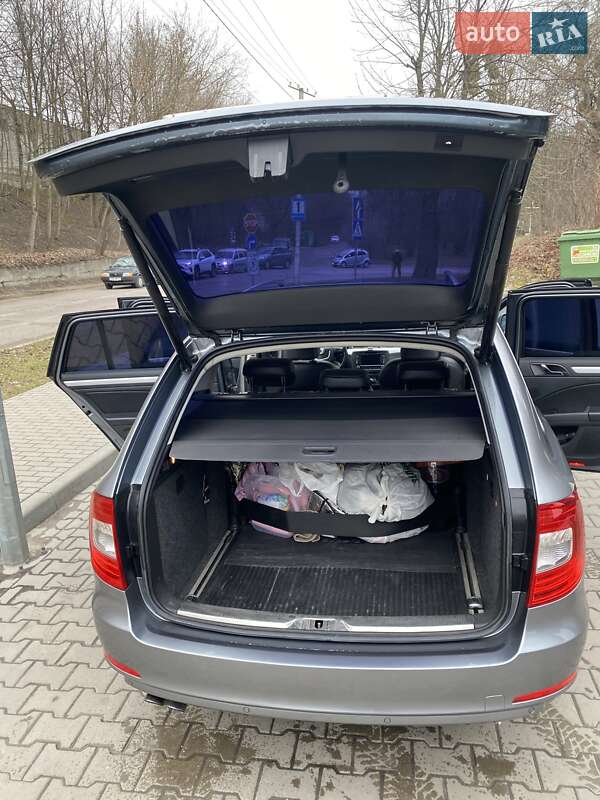 Универсал Skoda Superb 2011 в Львове