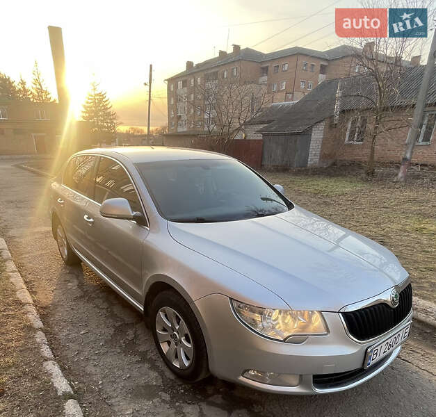 Лифтбек Skoda Superb 2012 в Миргороде
