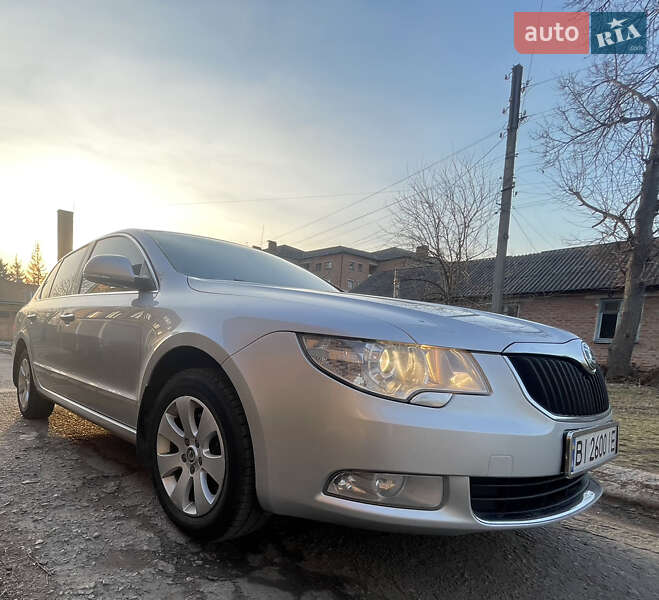 Лифтбек Skoda Superb 2012 в Миргороде