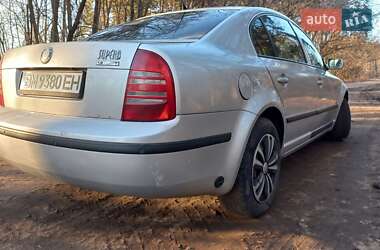 Лифтбек Skoda Superb 2002 в 