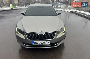 Лифтбек Skoda Superb 2016 в Самборе