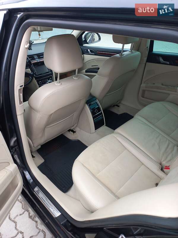 Универсал Skoda Superb 2010 в Шумске