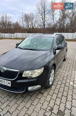 Универсал Skoda Superb 2010 в Шумске