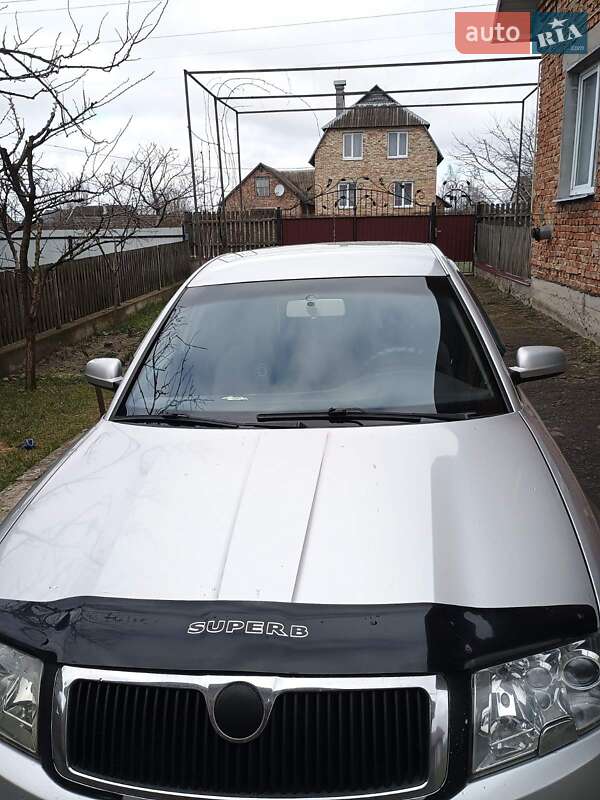 Skoda Superb 2005