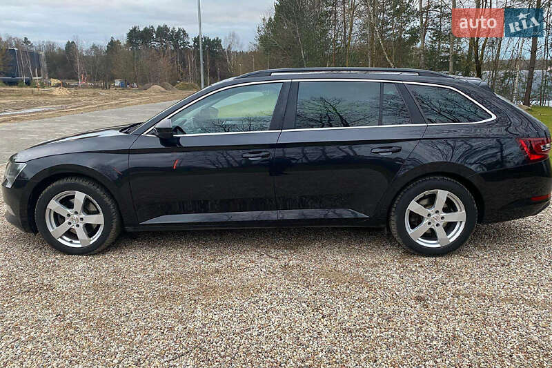 Универсал Skoda Superb 2016 в Квасилове