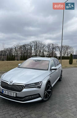 Универсал Skoda Superb 2020 в 