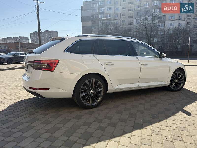 Універсал Skoda Superb 2020 в Хмельницькому