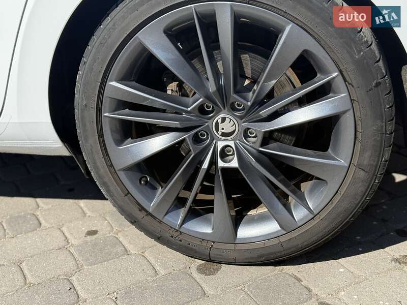 Універсал Skoda Superb 2020 в Хмельницькому