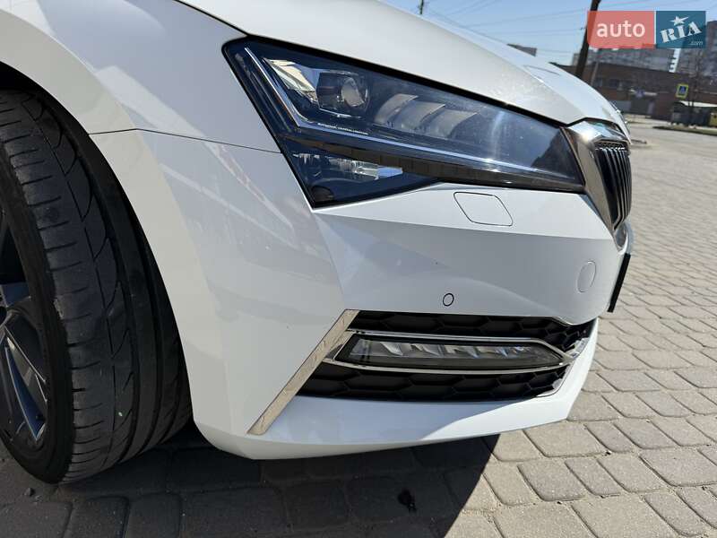 Універсал Skoda Superb 2020 в Хмельницькому