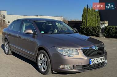 Skoda Superb 2010 Skoda Superb 2010