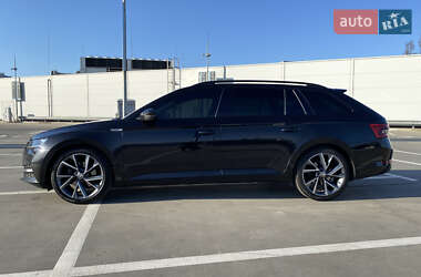 Універсал Skoda Superb 2020 в 