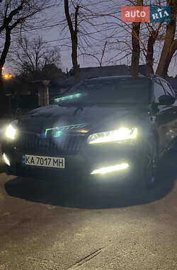 Універсал Skoda Superb 2020 в 