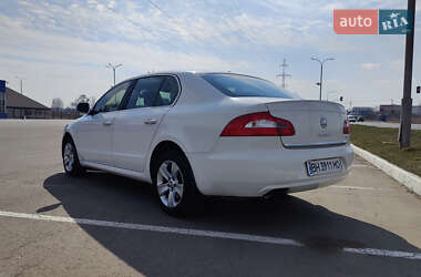 Лифтбек Skoda Superb 2012 в Луцке