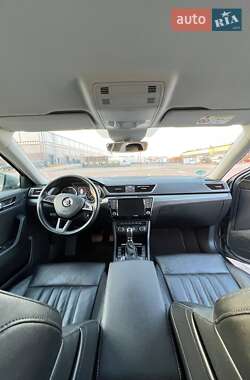 Лифтбек Skoda Superb 2015 в 