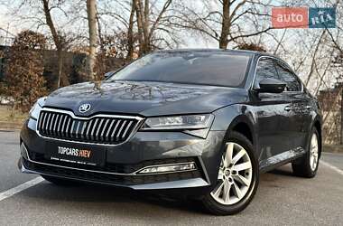 Ліфтбек Skoda Superb 2020 в 