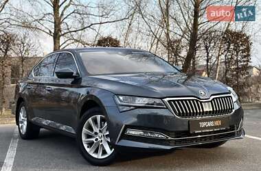 Ліфтбек Skoda Superb 2020 в 