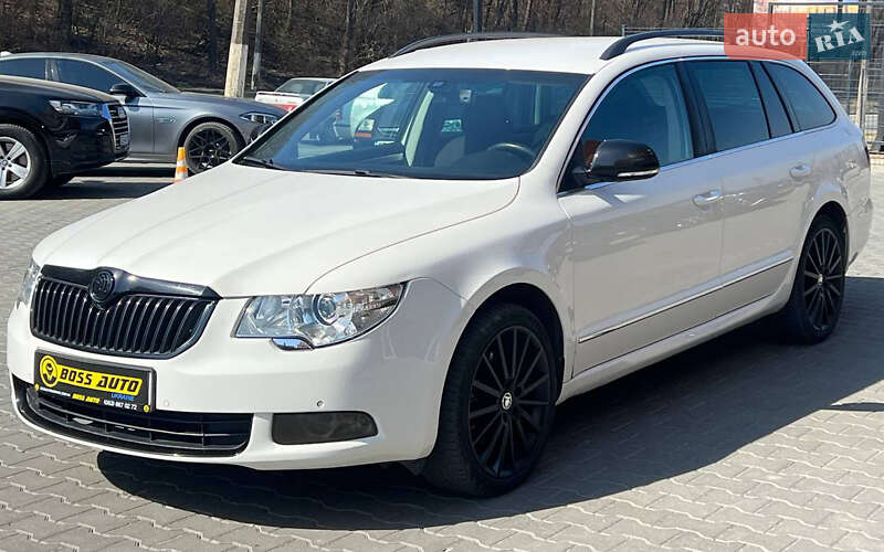 Универсал Skoda Superb 2012 в Черновцах