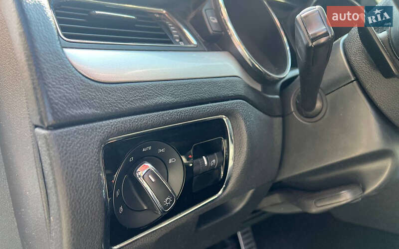 Универсал Skoda Superb 2012 в Черновцах
