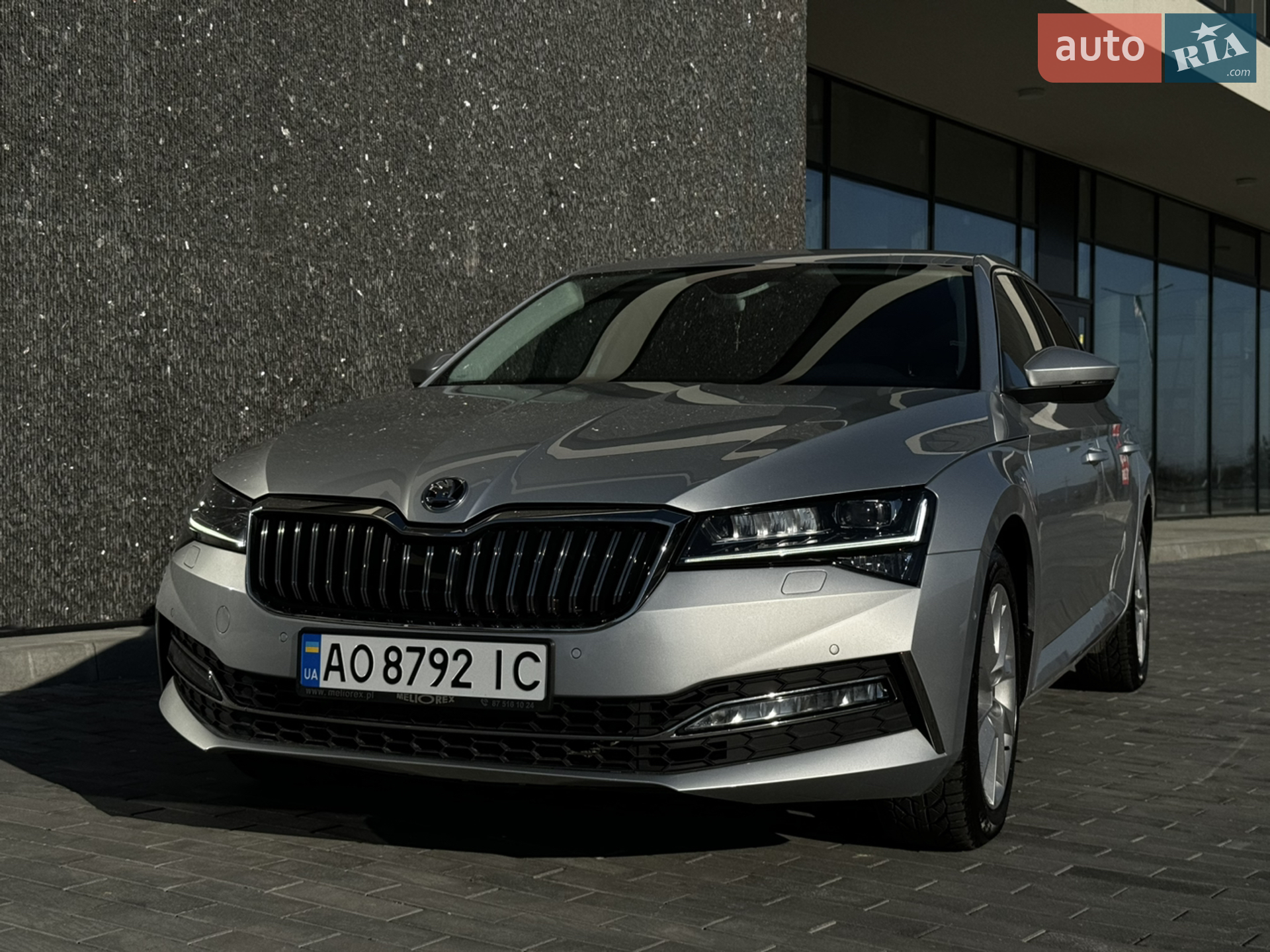 2019 Skoda Superb - мініатюра 2